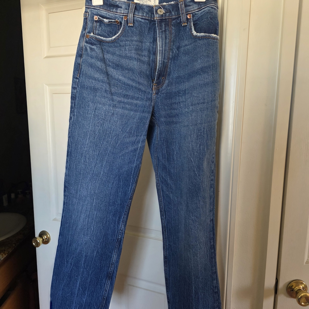 Classic Blue Women's Jeans - Picture 12 of 12